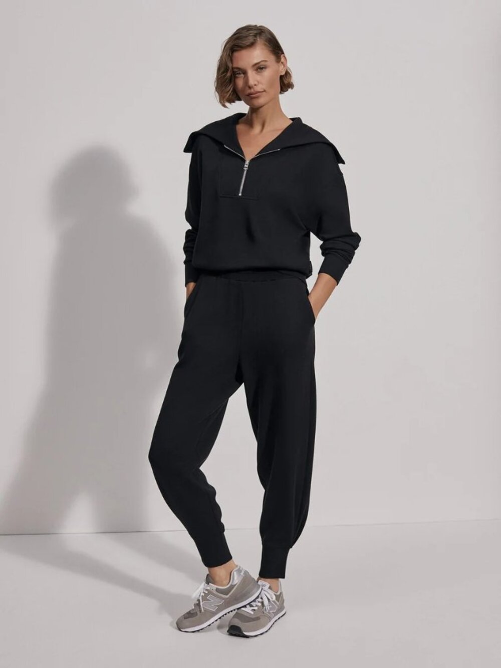 Varley The Relaxed Pant 25" in Black, Size X-Small